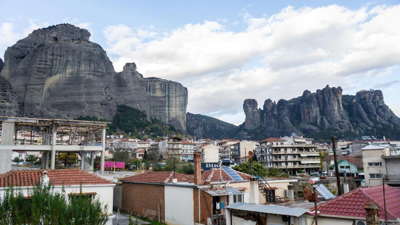 Andromachis Moneto Residence Under Meteora Kalambaka Exterior foto